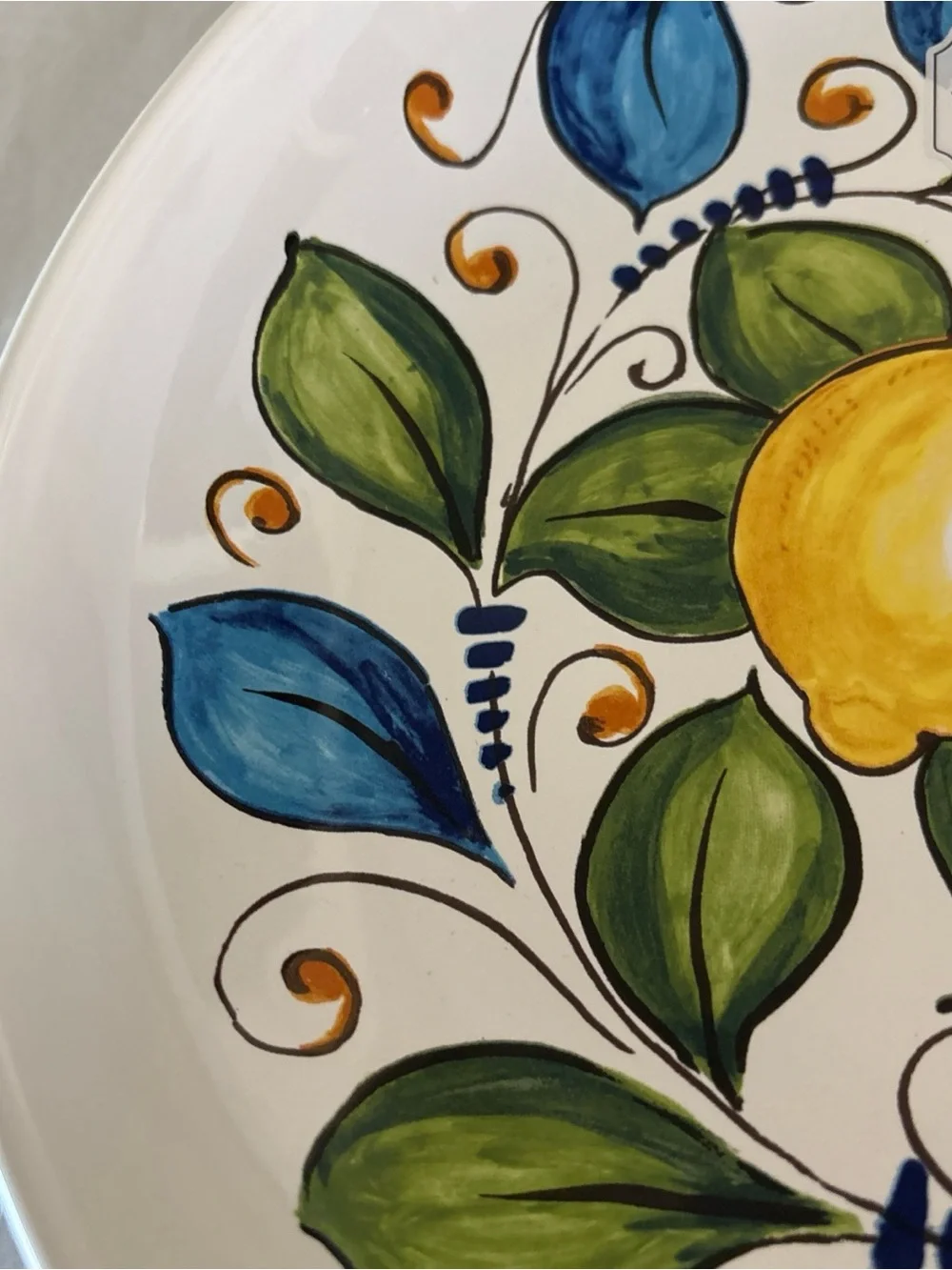 Deruta 2  LEMONS  11 1/4